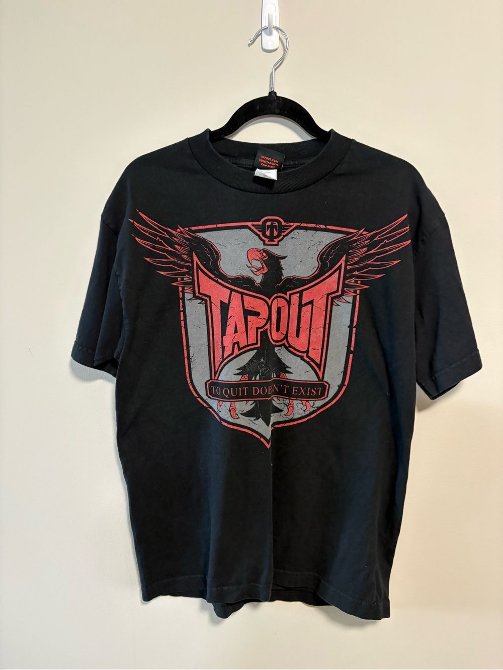 Vintage Y2K Tapout To Quit Doesn’t Exist T-Shirt Black Red Size XL